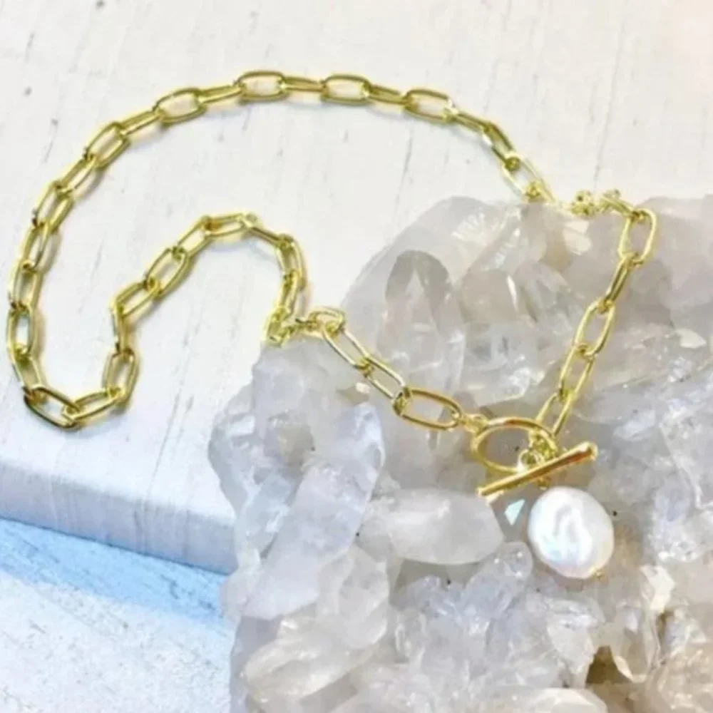 Gold Freshwater Pearl Necklace - Picture 1 of 7